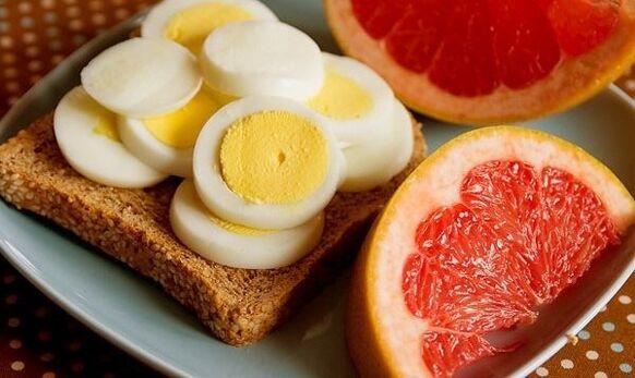 減量のための卵とグレープフルーツ