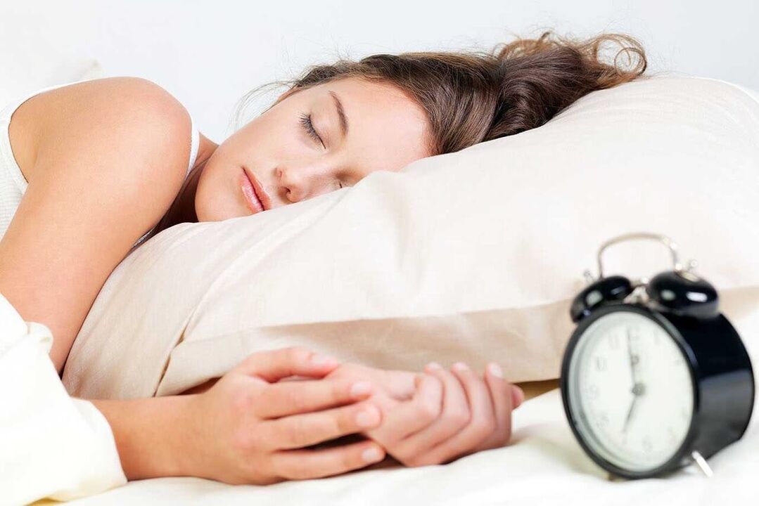減量のための健康的な睡眠と朝の運動