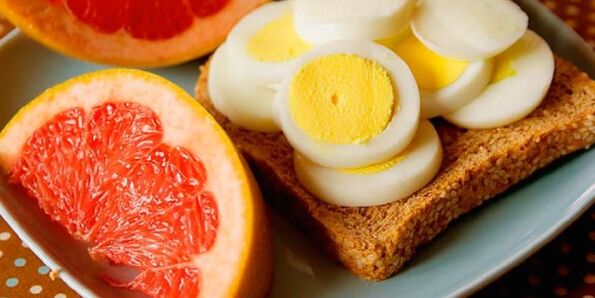 減量のための卵とグレープフルーツ