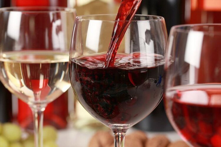 赤ワインは、4番目の血液型を持つ人々に適しています